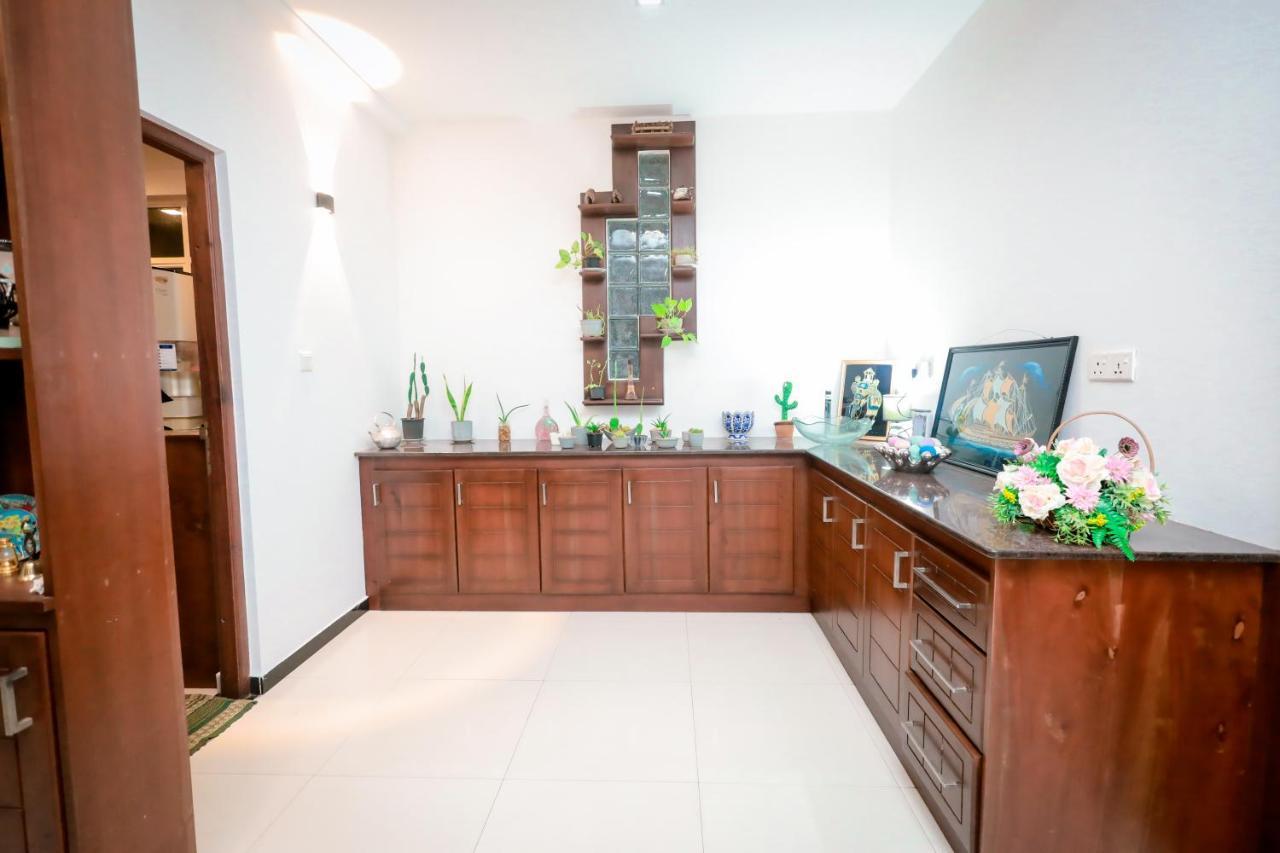Howick Residence Катунаяка Экстерьер фото